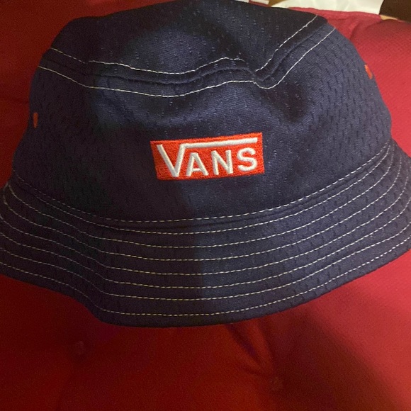 Vans Other - NWT Vans bucket hat for men navy w/white stitching with Vans logo in red & white